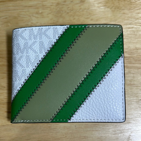 NWT MICHAEL KORS Tri-Color Wallet - Picture 1 of 7